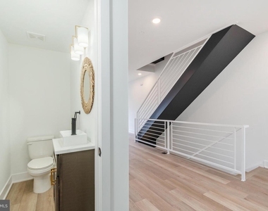 149 W Huntingdon St #2 - Photo Thumbnail 10