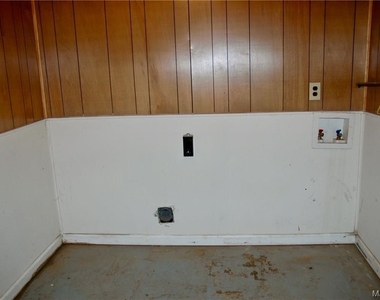 3407 Loch Haven Road - Photo Thumbnail 17