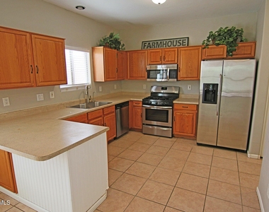 8745 E Fairbrook Street - Photo Thumbnail 4