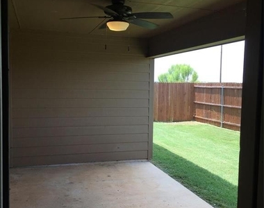 7205 Hackberry Court - Photo Thumbnail 2