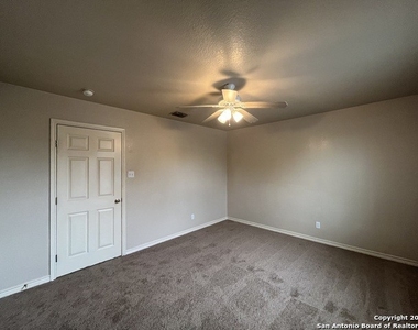 4608 Swann Ln - Photo Thumbnail 23