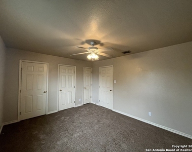 4608 Swann Ln - Photo Thumbnail 22