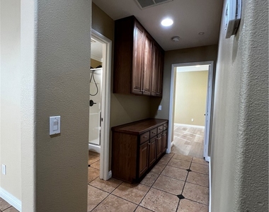 6959 Tailwind Lane - Photo Thumbnail 26