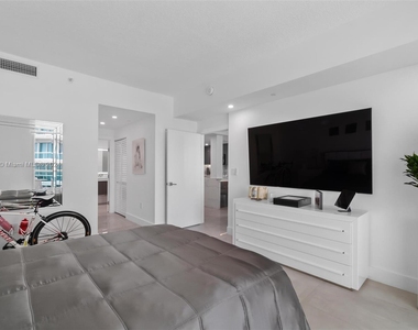 2101 Brickell Ave - Photo Thumbnail 26