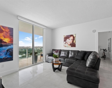 2101 Brickell Ave - Photo Thumbnail 15