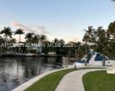 1301 River Reach Dr - Photo Thumbnail 7