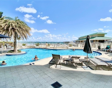 16699 Collins Ave - Photo Thumbnail 23