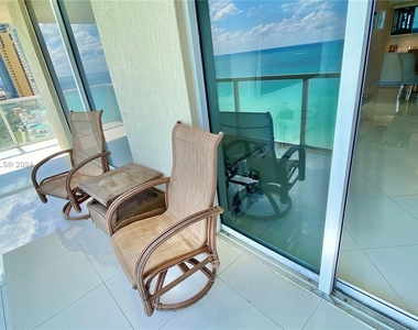 16699 Collins Ave - Photo Thumbnail 29