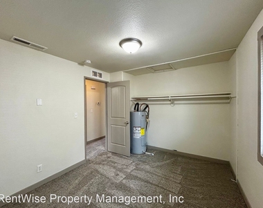 1501 W Maple Ave Unit A - Photo Thumbnail 10