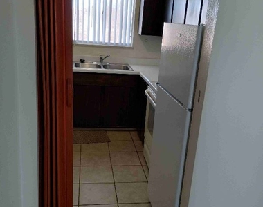 1643 Moore Ave 11 - Photo Thumbnail 5