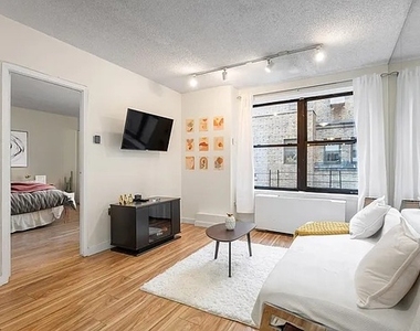 150 West 51st Street - Photo Thumbnail 1