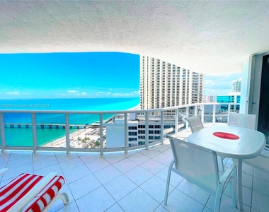 16711 Collins Ave - Photo Thumbnail 0