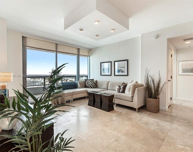 6799 Collins Ave - Photo Thumbnail 7