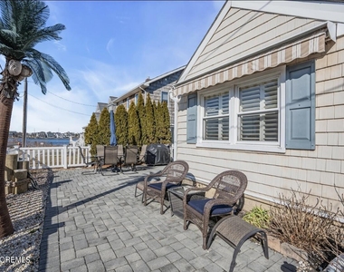 1403 Ocean Avenue - Photo Thumbnail 17