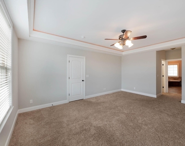 7950 Chianti Way - Photo Thumbnail 23