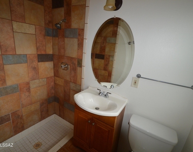 3957 E Hampton Place - Photo Thumbnail 6