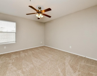 1836 Kittredge Way - Photo Thumbnail 11