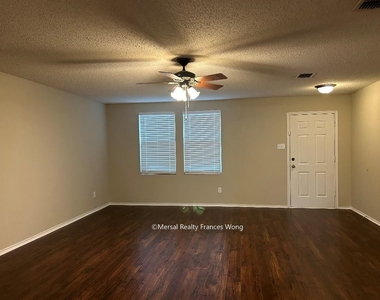 1701 Sierra Meadow Lane - Photo Thumbnail 2