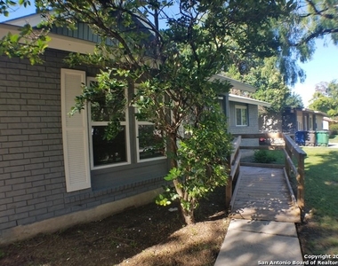 103 Covina Ave - Photo Thumbnail 2