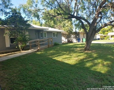 103 Covina Ave - Photo Thumbnail 4