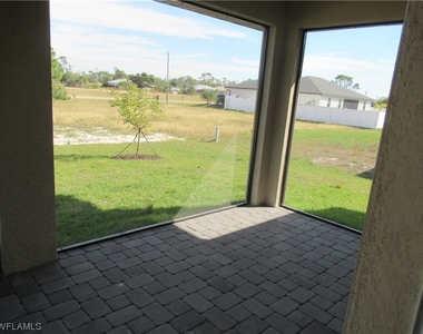 3241 Nw 41st Place - Photo Thumbnail 7