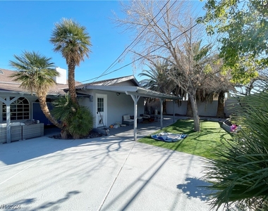 2100 Las Flores Street - Photo Thumbnail 27