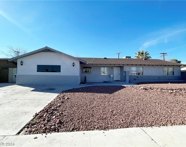 2100 Las Flores Street - Photo Thumbnail 2