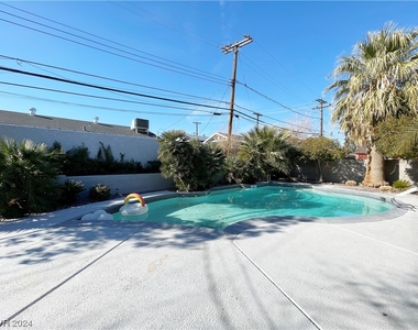 2100 Las Flores Street - Photo Thumbnail 28