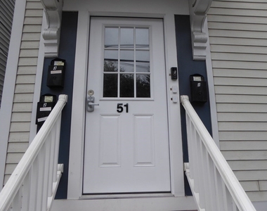 51 Woodward St - Photo Thumbnail 11