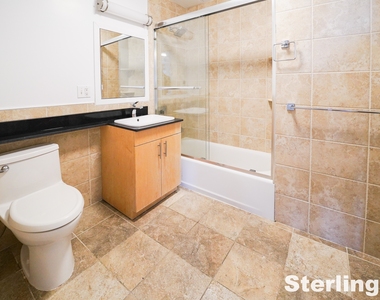 34-46 Vernon Boulevard - Photo Thumbnail 6