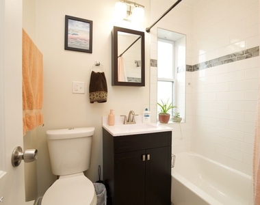 2131 W. Giddings, Unit D-5 - Photo Thumbnail 14