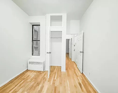 208 West 82nd Street - Photo Thumbnail 4