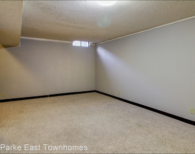 1000 S Woodlawn Street #809 - Photo Thumbnail 43