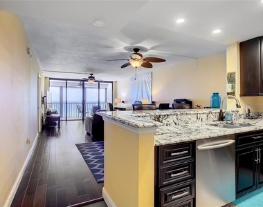 15462 Gulf Boulevard - Photo Thumbnail 9