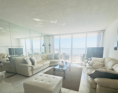 18041 Biscayne Blvd - Photo Thumbnail 4