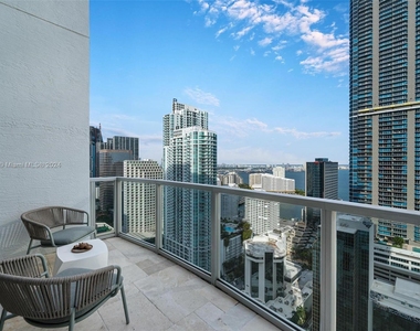 1050 Brickell Ave - Photo Thumbnail 40