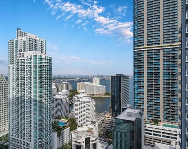 1050 Brickell Ave - Photo Thumbnail 43