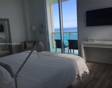 3801 S Ocean Dr - Photo Thumbnail 8