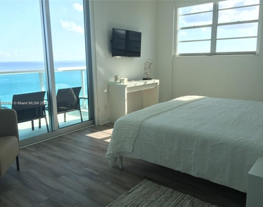 3801 S Ocean Dr - Photo Thumbnail 6