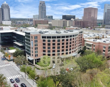 1901 Post Oak Boulevard - Photo Thumbnail 1