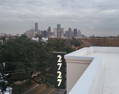 2727 Houston Avenue - Photo Thumbnail 2