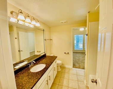 2350 Westcreek Lane - Photo Thumbnail 6