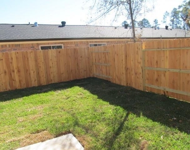 2513 Appian Way - Photo Thumbnail 26