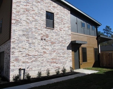 2513 Appian Way - Photo Thumbnail 3