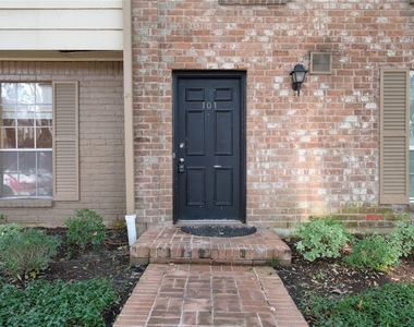 357 N Post Oak Lane - Photo Thumbnail 1