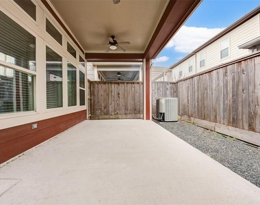 6610 Eureka Street - Photo Thumbnail 20