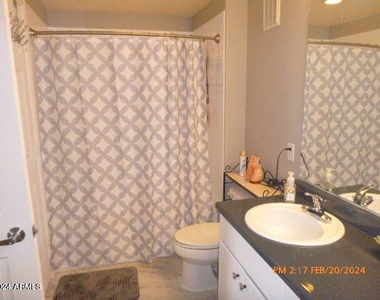 14250 W Wigwam Boulevard - Photo Thumbnail 4