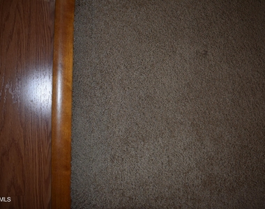 10809 W Cambridge Avenue - Photo Thumbnail 29