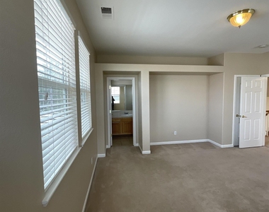 2847 Falcon Ridge - Photo Thumbnail 29