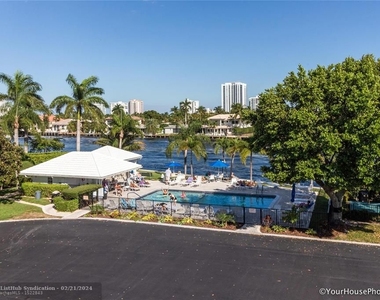 6367 Bay Club Dr - Photo Thumbnail 21